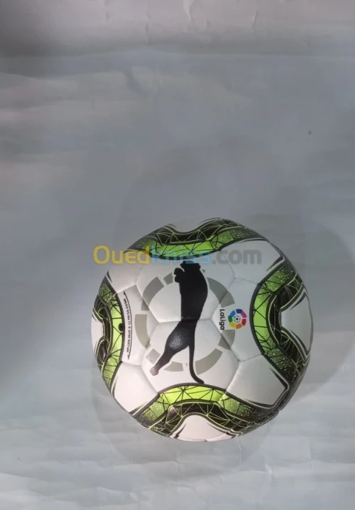 Ballon foot PUMA, Adidas, DERBYSTAR