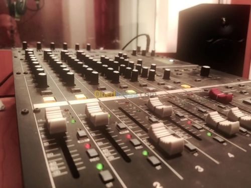 Studio Enregistrement Audio, Voix Off