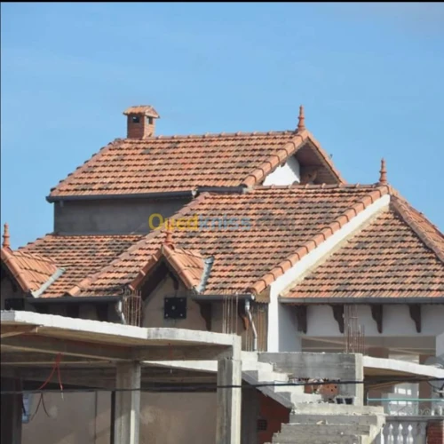 CHARPENTIER EN BOIS 0552446948