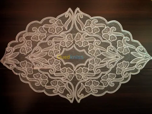 napperon moderne en tulle 