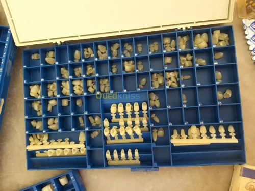 lot d'instrumentation dentaire 