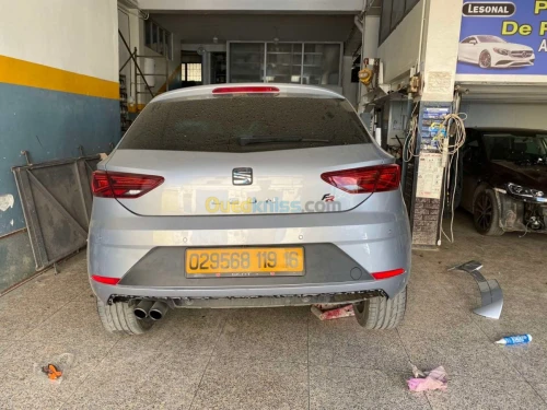Spoiler arriére pour SEAT LEON FR MK3.5