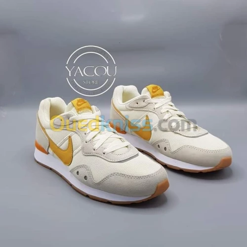 NIKE VENTURE RUNNER ORIGINAL 