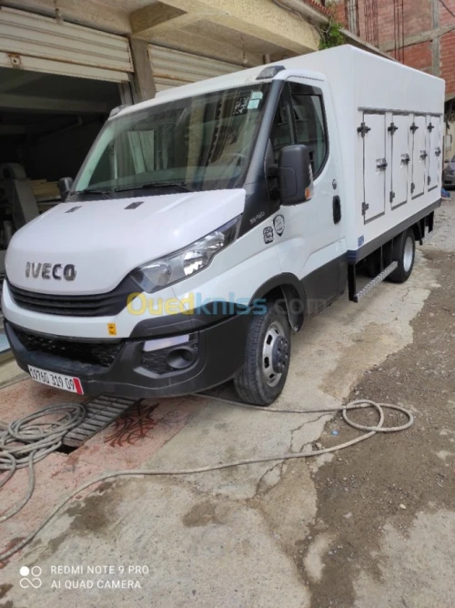Iveco Camion frigorifique 