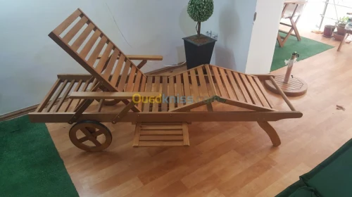 Chaise longue en teck 