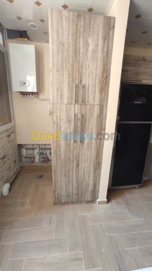 cuisine équipée & dressing & rangement