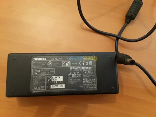 Chargeur  toshiba  Original19v / 4.74a