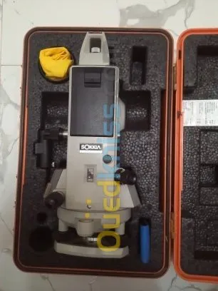 A vendre 3appareil topo sokkia set 5 f