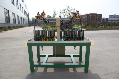 FOURNISSEUR  DE MACHINES INDUSTRIELLES