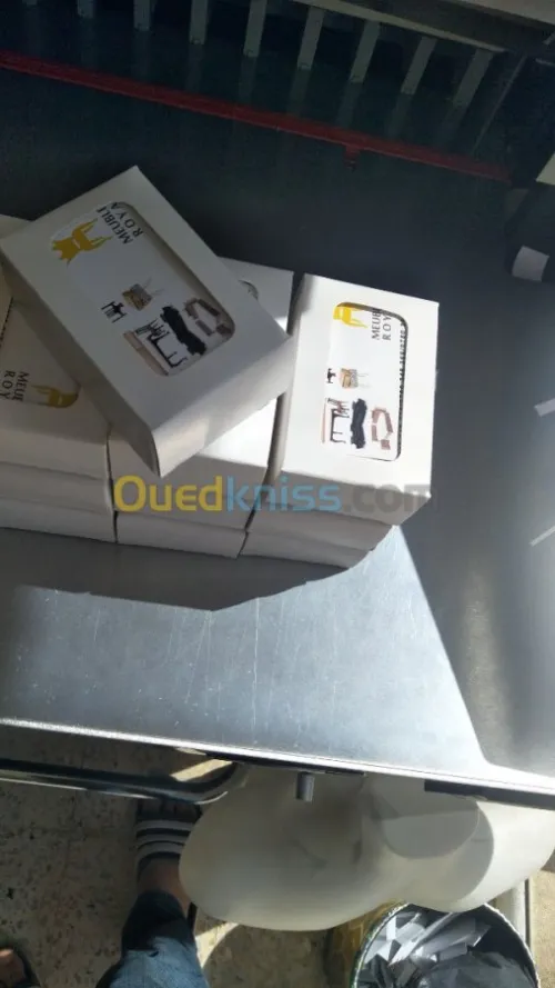 Impression . Habillage.  Plaque