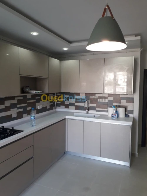 Location Appartement F4 Alger Hydra