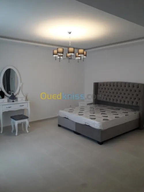 Location Appartement F4 Alger Hydra