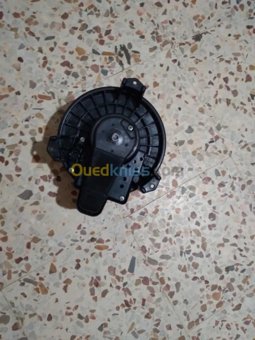 Radiateur Toyota rav 4 auto et Manuelle 