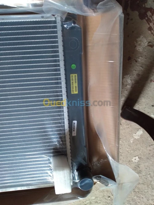 Radiateur Toyota rav 4 auto et Manuelle 