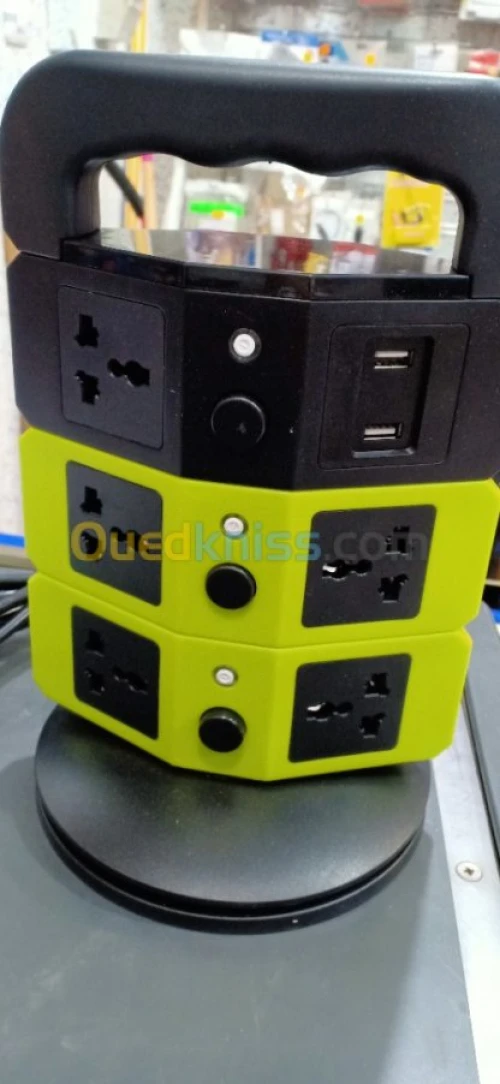 Tour multiprise électrique avec interrupteur