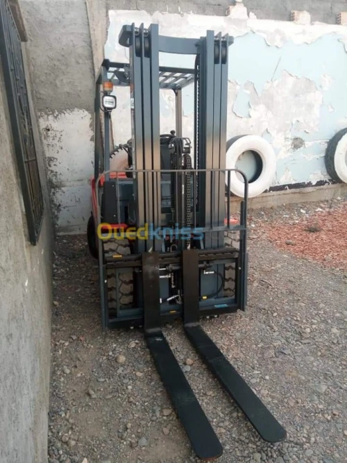 Locations chariots élévateur 3t et 10t