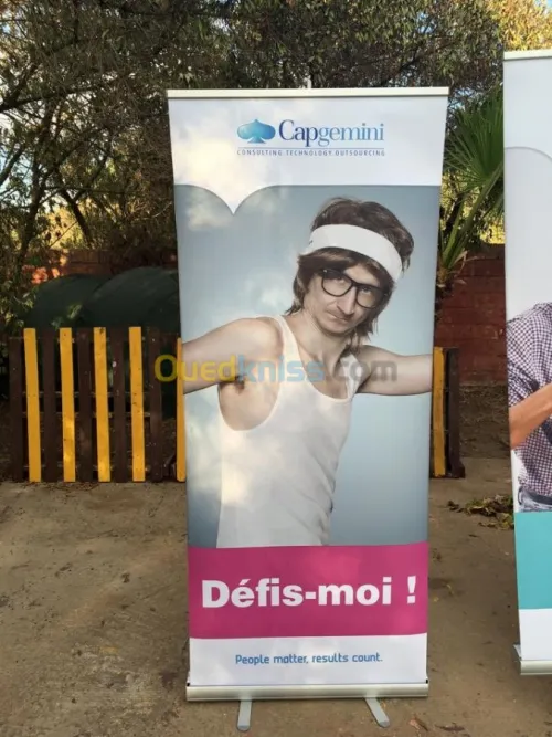  Roll-up Banner Service