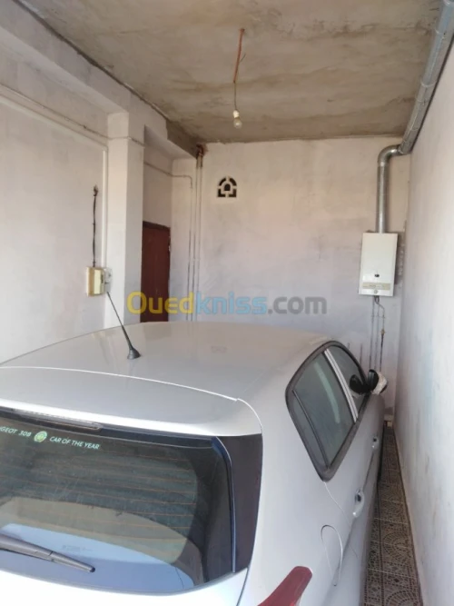 Location Local Mostaganem Mezghrane