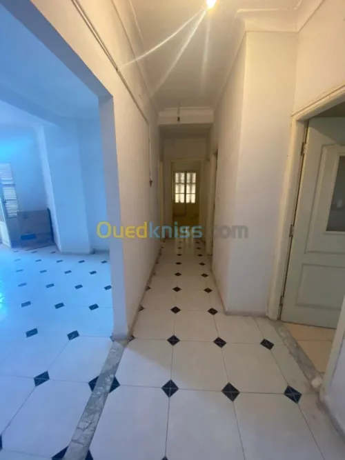 Vente Appartement F3 Alger Bab ezzouar