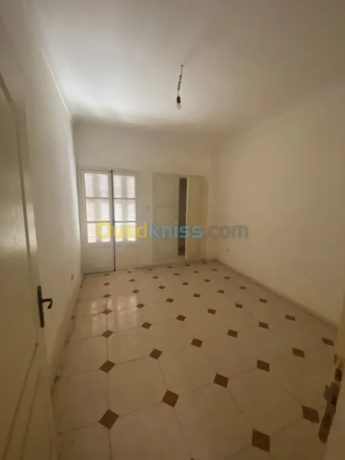 Vente Appartement F3 Alger Bab ezzouar