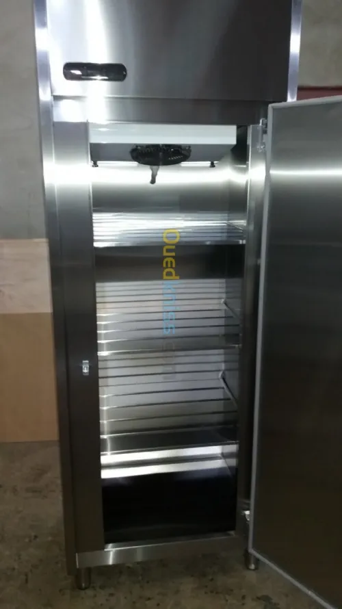 Fabrication meuble frigorifique 