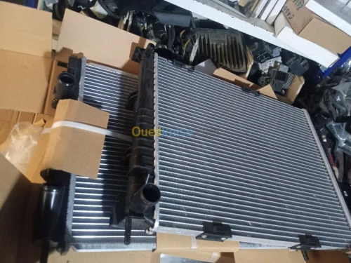 Malla essieu berceau radiateur rétroviseur phare feu rouge radiateur capote aille