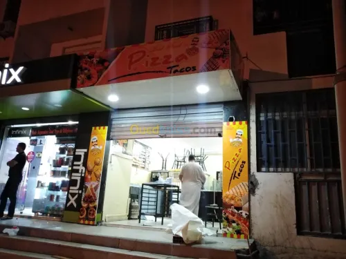Habillage vitrine et panneaux (pub) 
