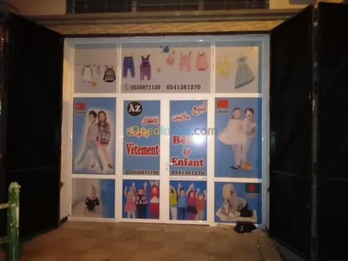 Habillage vitrine et panneaux (pub) 