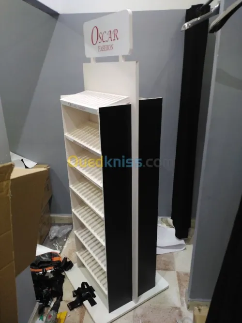 Habillage vitrine et panneaux (pub) 