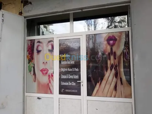 Habillage vitrine et panneaux (pub) 