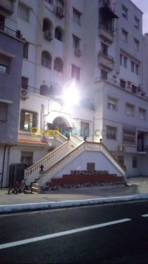 Vente bien immobilier Alger Ain benian