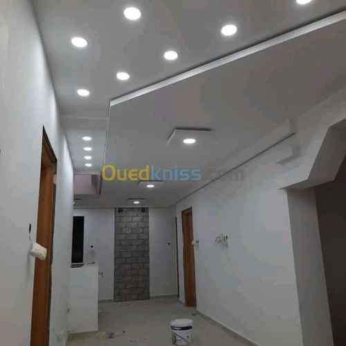 Peintre صباغ intérieur extérieur 