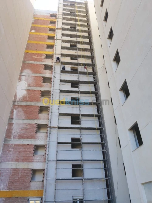 Location matériel de construction