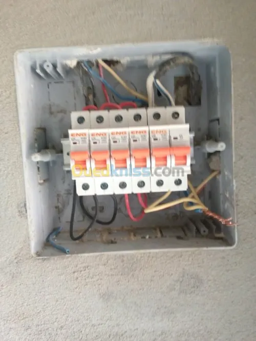 Électricité bâtiment / Électricien 