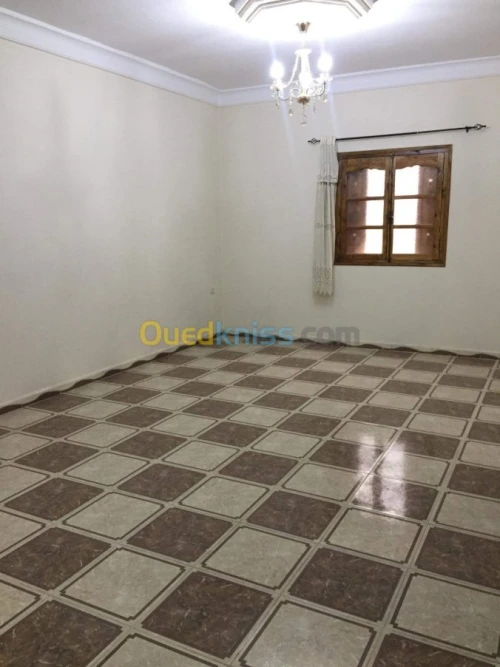 Vente Villa Tiaret Tiaret