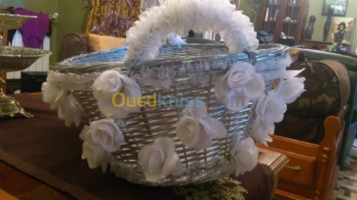 confection de corbeilles de fête ..