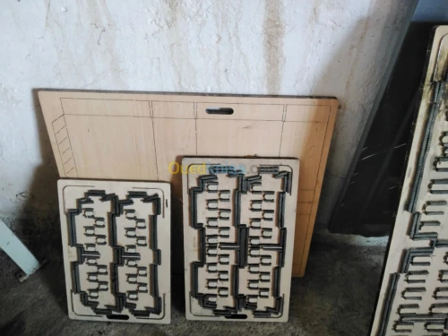 Forme de découpe poussine