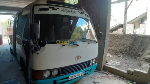 Toyota Coaster 