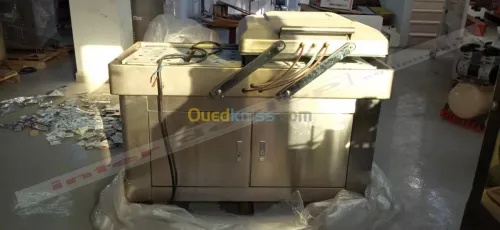 MACHINE D'AMBALAGE SOUS VIDE A DOUBLE CLOCHE 