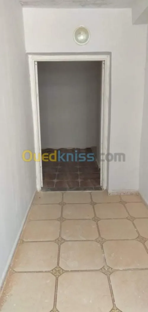Location Appartement F4 Relizane Relizane