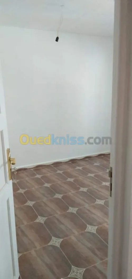 Location Appartement F4 Relizane Relizane