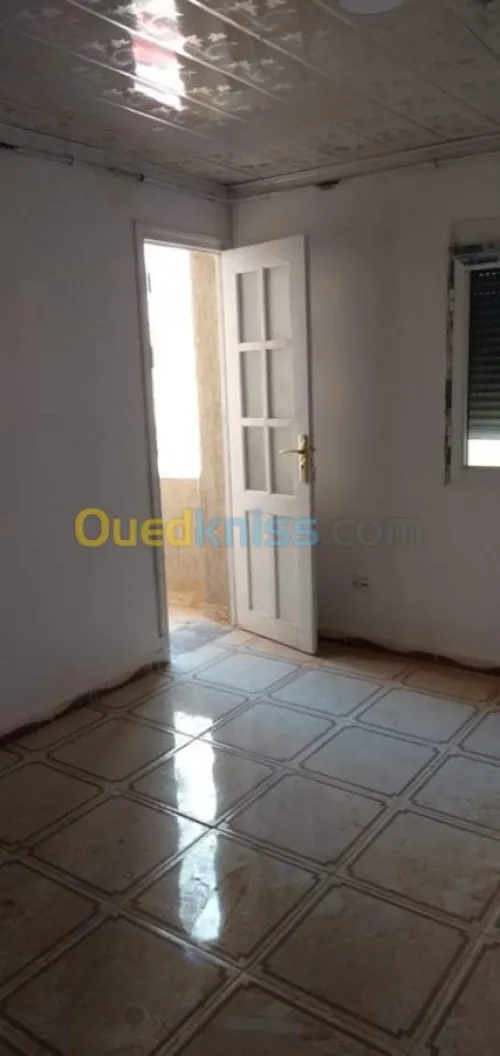 Location Appartement F4 Relizane Relizane