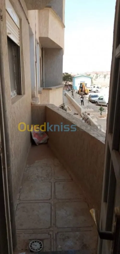 Location Appartement F4 Relizane Relizane