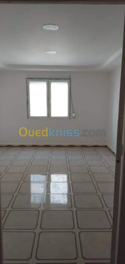 Location Appartement F4 Relizane Relizane