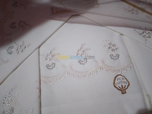 Parrures de draps de haute gamme 