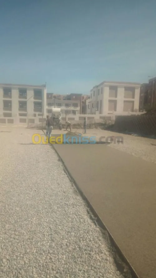 كراء فقط LOCATION Auto BÉTONNIÈRE 