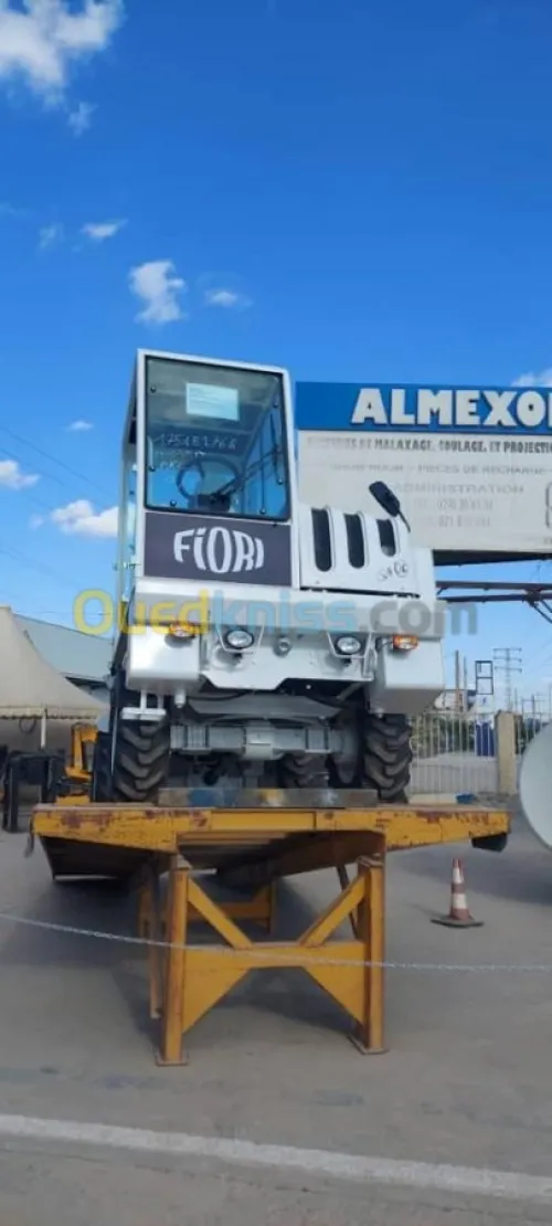 كراء فقط LOCATION Auto BÉTONNIÈRE 