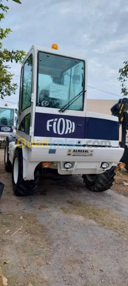 كراء فقط LOCATION Auto BÉTONNIÈRE 