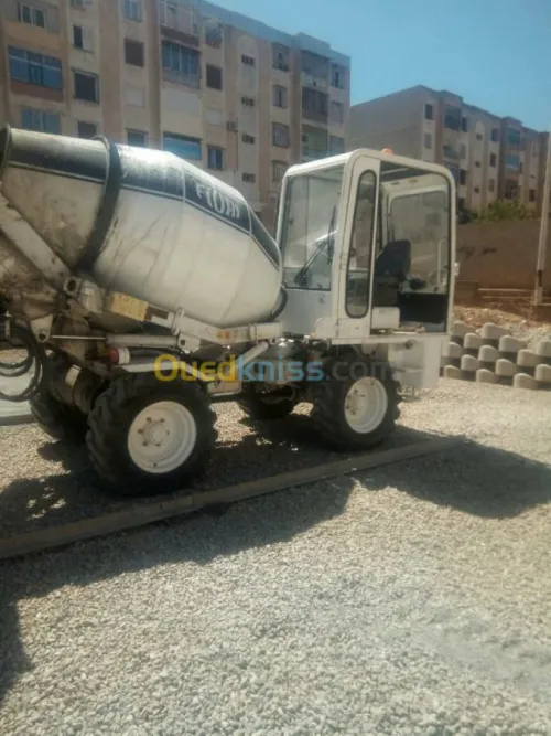 كراء فقط LOCATION Auto BÉTONNIÈRE 