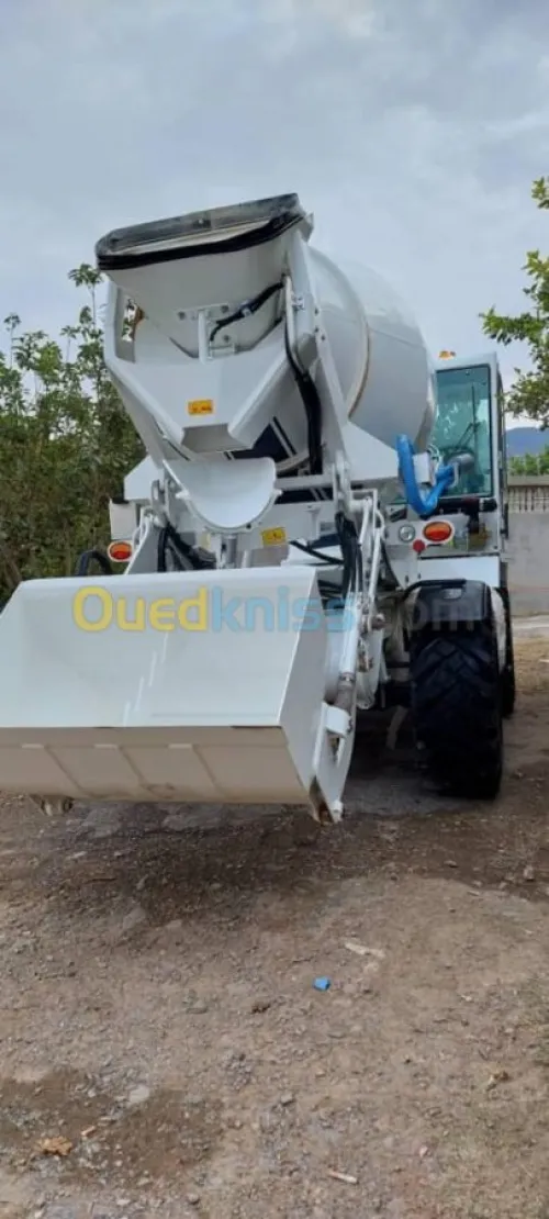 كراء فقط LOCATION Auto BÉTONNIÈRE 